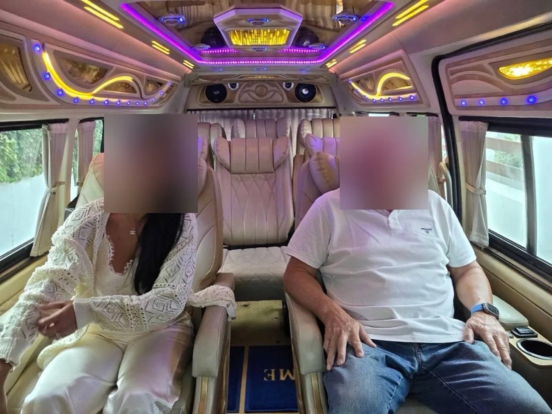 Guests relaxing in the captain seats of a Kingtocar VIP van